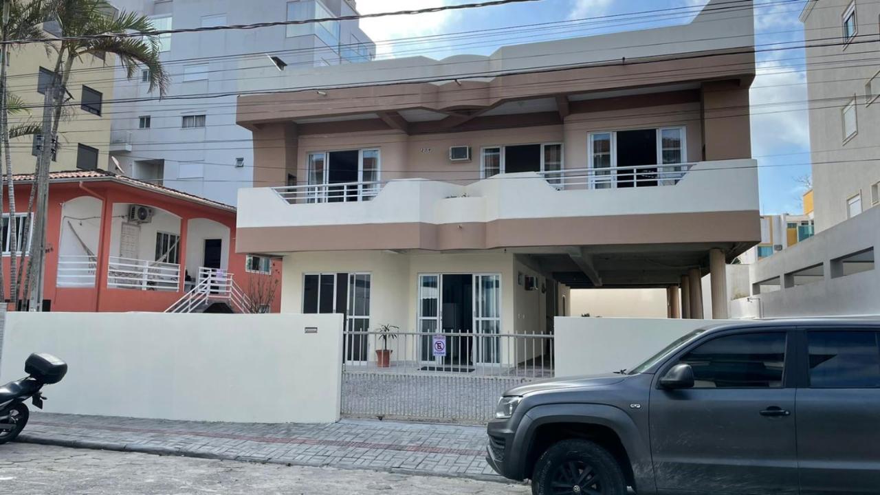 Residencial Nereu Appartement Bombinhas Buitenkant foto