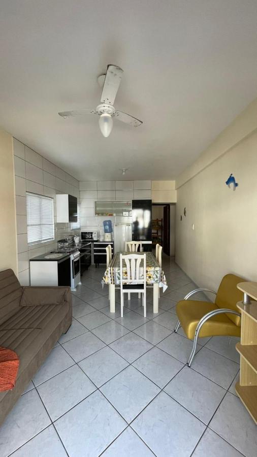 Residencial Nereu Appartement Bombinhas Buitenkant foto