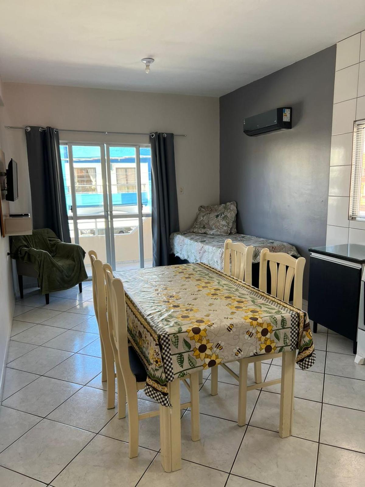 Residencial Nereu Appartement Bombinhas Buitenkant foto