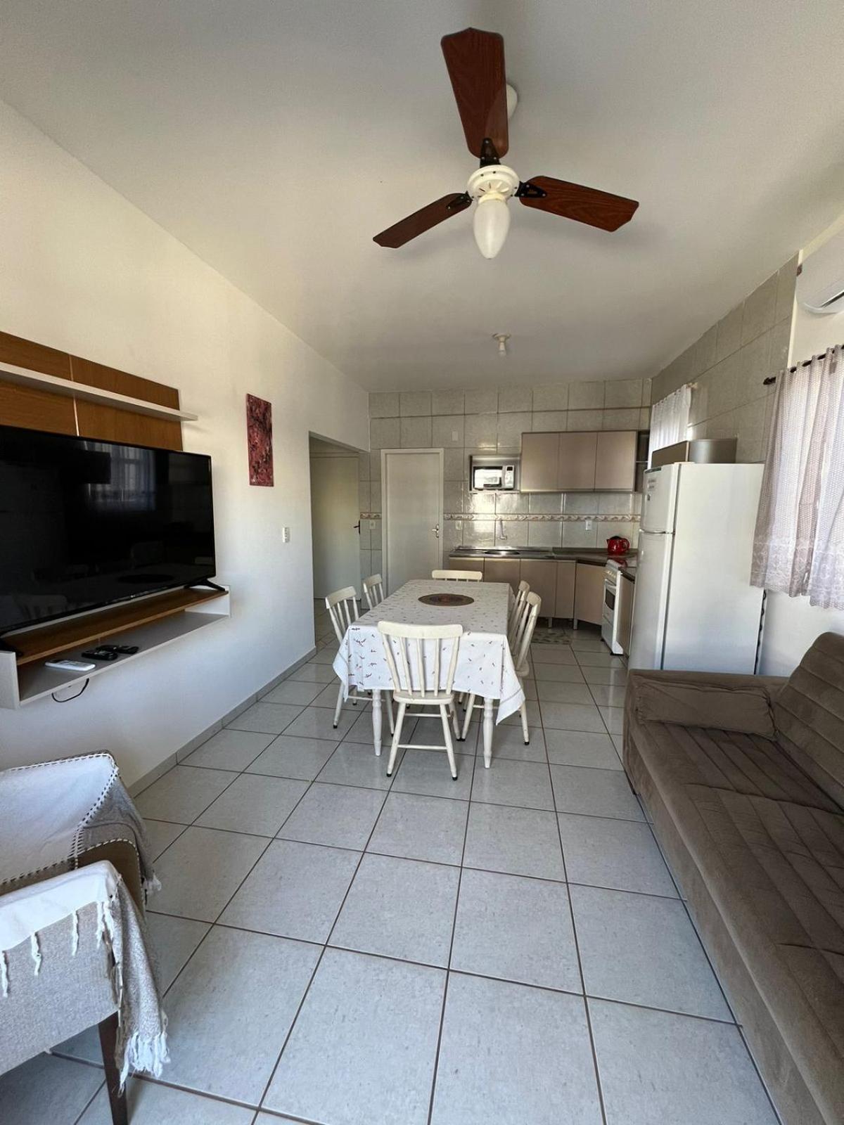 Residencial Nereu Appartement Bombinhas Buitenkant foto